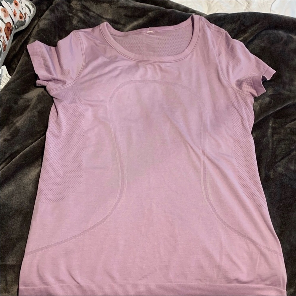 Lululemon swiftly tech short sleeved top